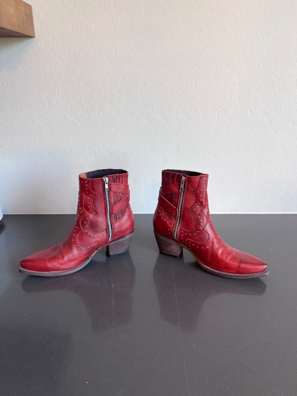 FREEBIRD red leather studded ankle booties - Picture 4 of 10